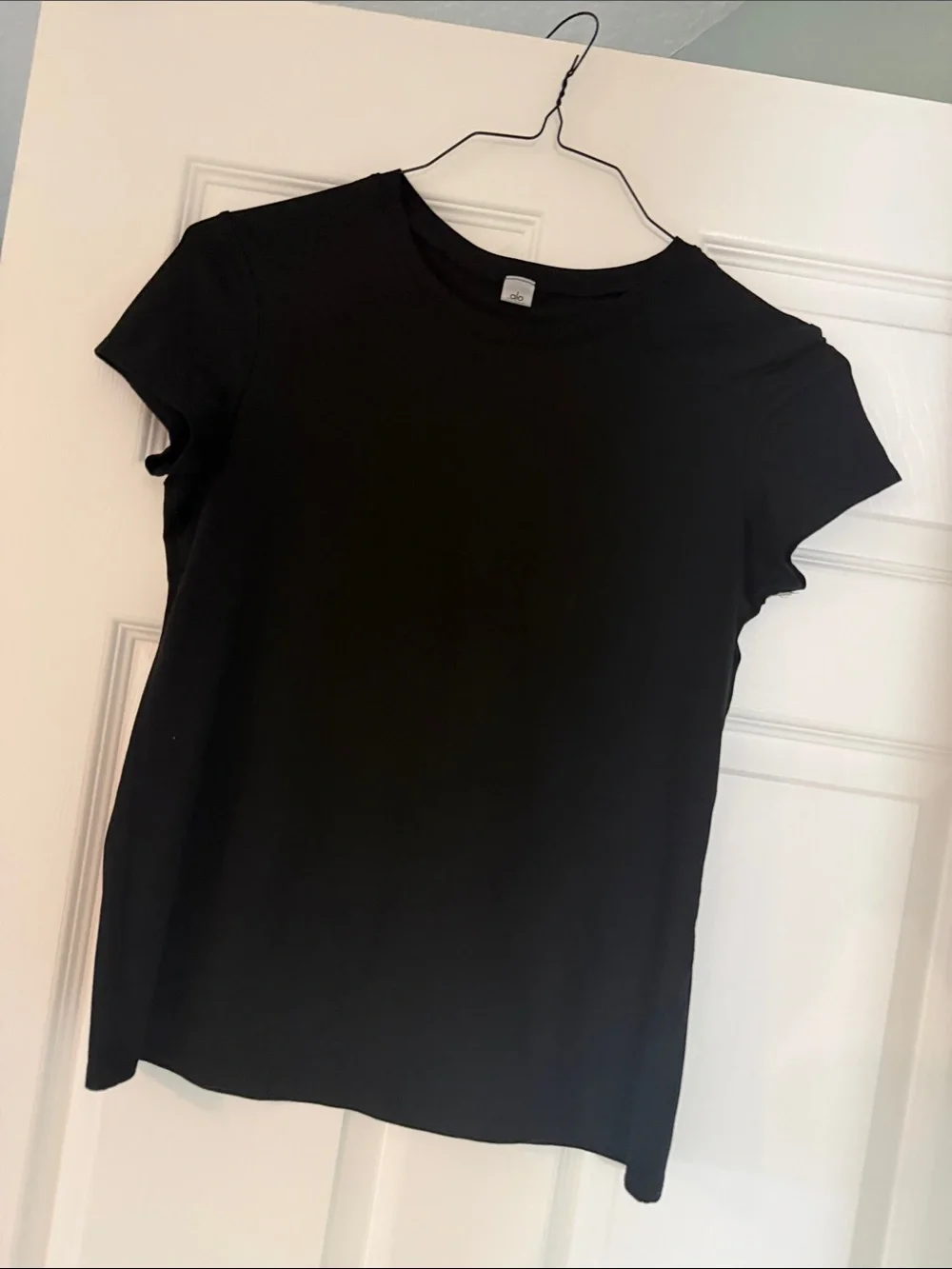 [alo] Alosoft Finesse Tee - White and Black